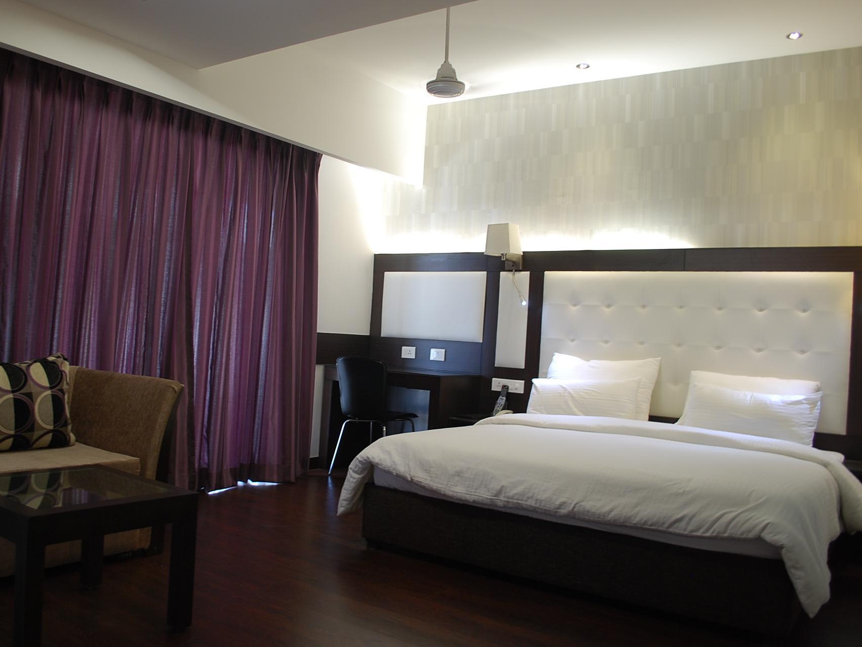 Hotel Oyster Chandigarh Exterior photo