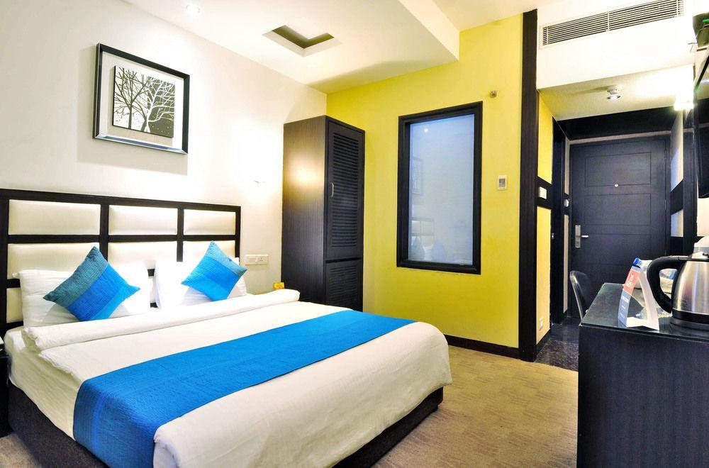 Hotel Oyster Chandigarh Exterior photo